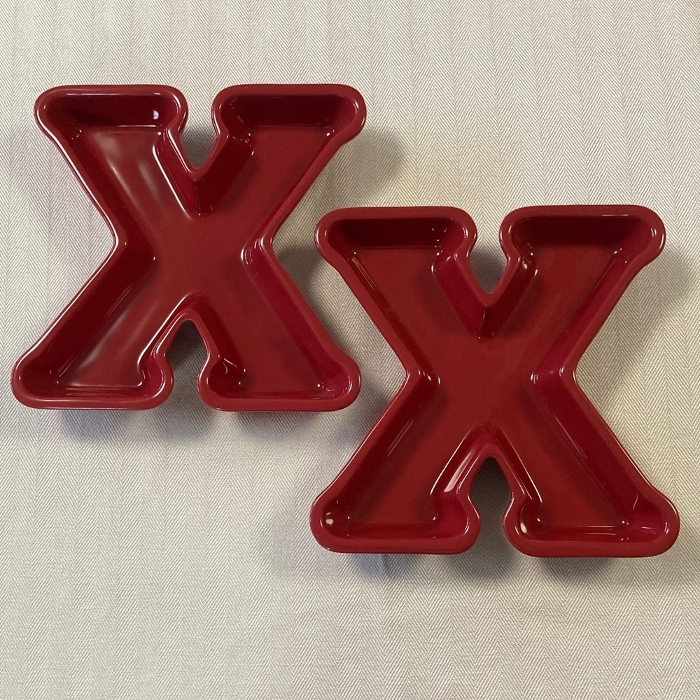 Pottery Barn Red Ceramic X-Shaped Trays Hugs